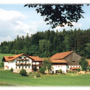 Den Bayerischen Wald im Herbst erleben auf dem Familien-Ferienbauernhof Hacker