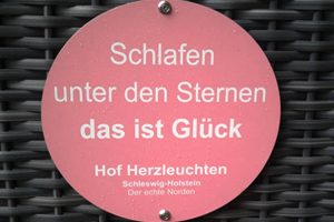 Glück und Be-Sinnlichkeit auf dem Hof Herzleuchten finden
